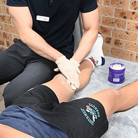 physiotherapy service for your knee sydney